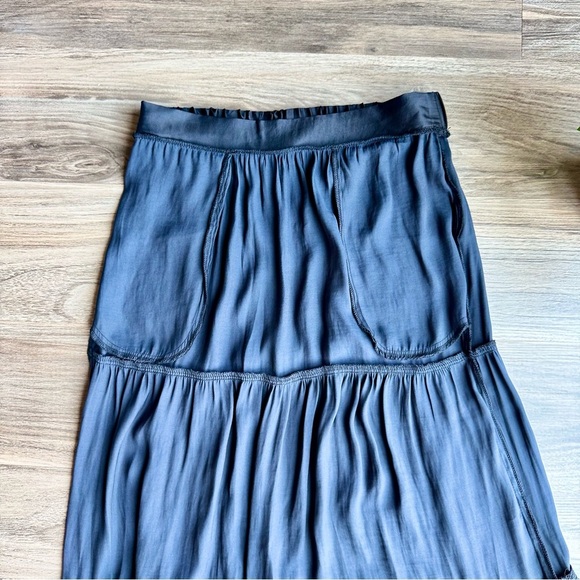 Nine West Tiered Black Midi Skirt Size XS - Picture 9 of 12